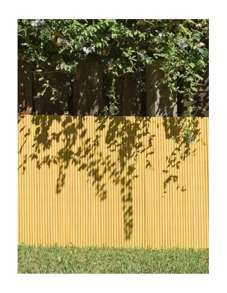 cañizo de pvc beige   para decoracion de jardin